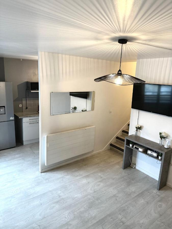 Jolie Appartement Duplex 2 Min Gare-Disney Et Paris 15 Min Noisy-le-Grand ภายนอก รูปภาพ